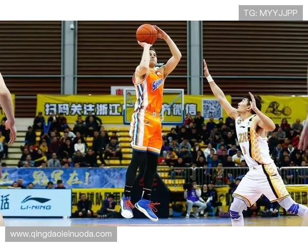 足球CBA位置的球星:CBA足球位置上的明星球员与表现 足球CBA位置的球星:CBA足球位置上的明星球员与表现