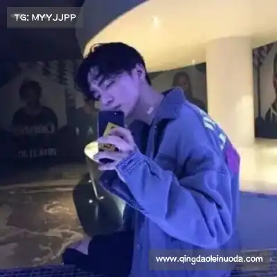 黄婧茵